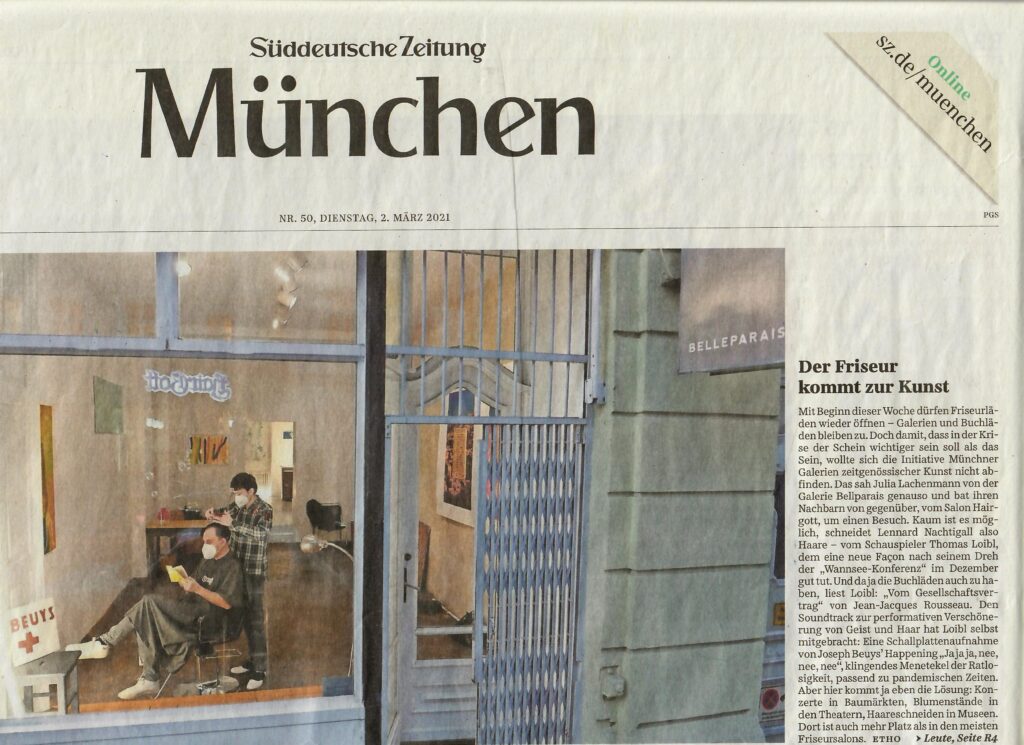 Titelseite mit Text und Bild Süddeutschen Zeitung München mit Schauspieler Thomas Loibl und Lennard Nachtigall von HairGott Friseure München. 